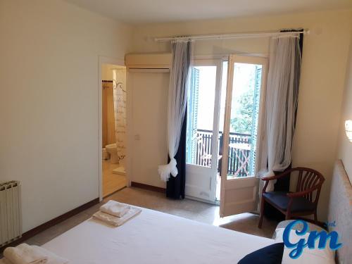 Foto de una habitación de Hostal Santa Gemma