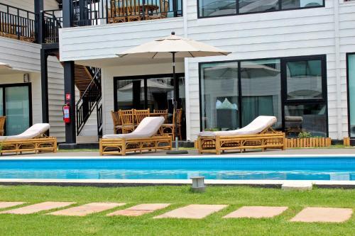 Foto del exterior de Hotel Grand Gardenia