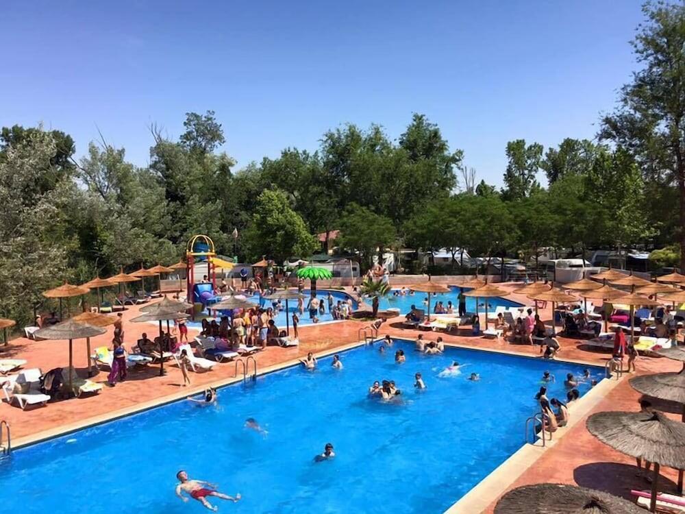 Foto de los servicios de Aranjuez Camping &amp;amp; Bungalows