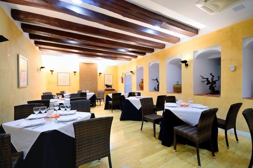Foto de restauración de Hotel Ahc Palacio Coria