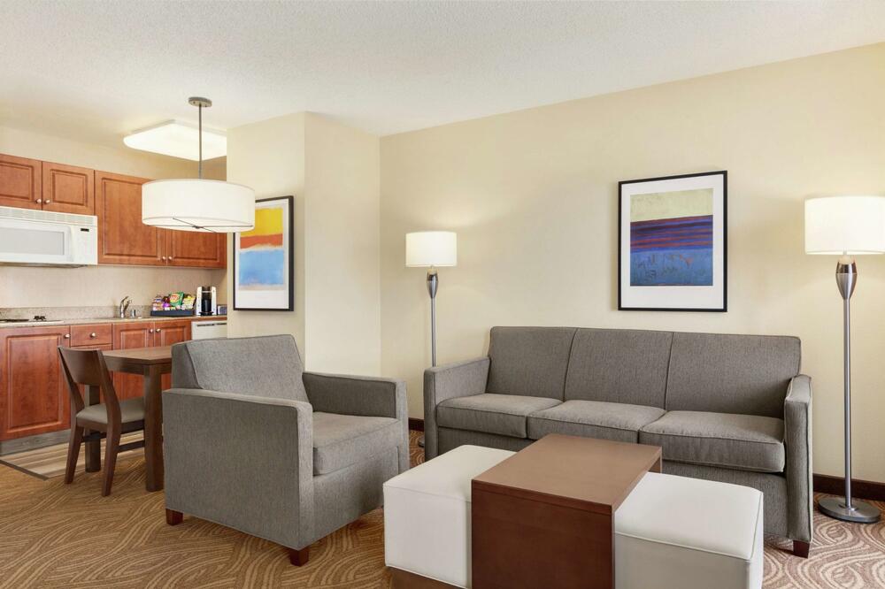 Foto de una habitación de Hotel Homewood Suites by Hilton - Oakland Waterfront