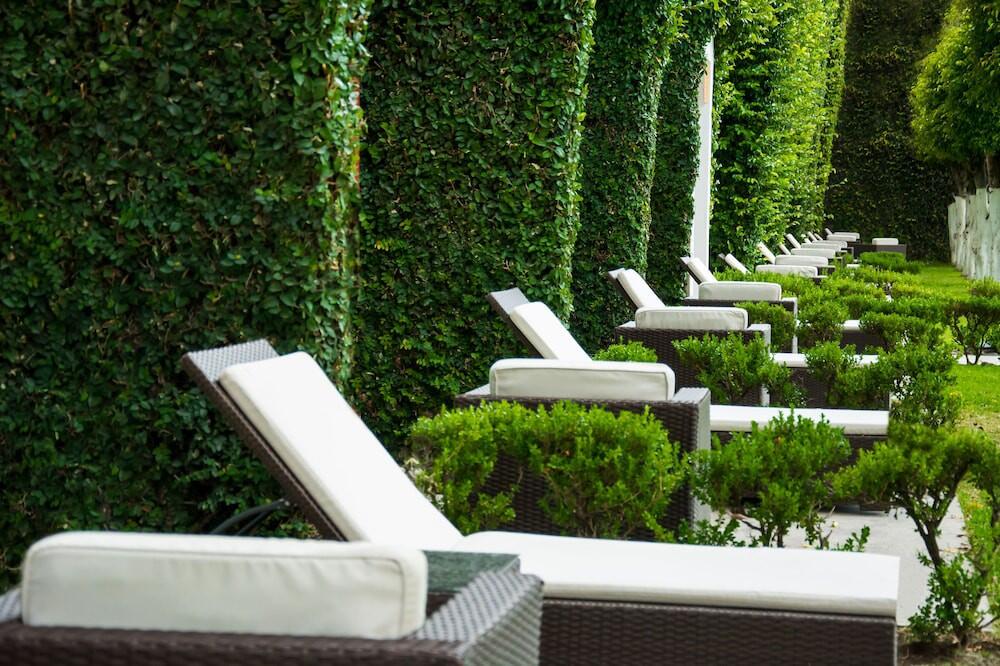Exterior – Hotel Estancia Business Class