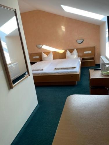 Foto de una habitación de Hotel Apollo Garni