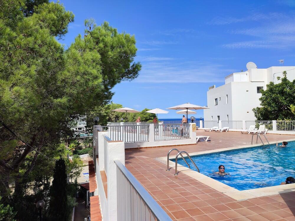 Foto de los servicios de Flats Friends Apartamentos Es Puet Blanc