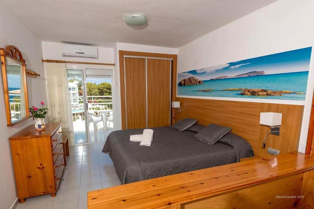 Foto de una habitación de Flats Friends Apartamentos Es Puet Blanc