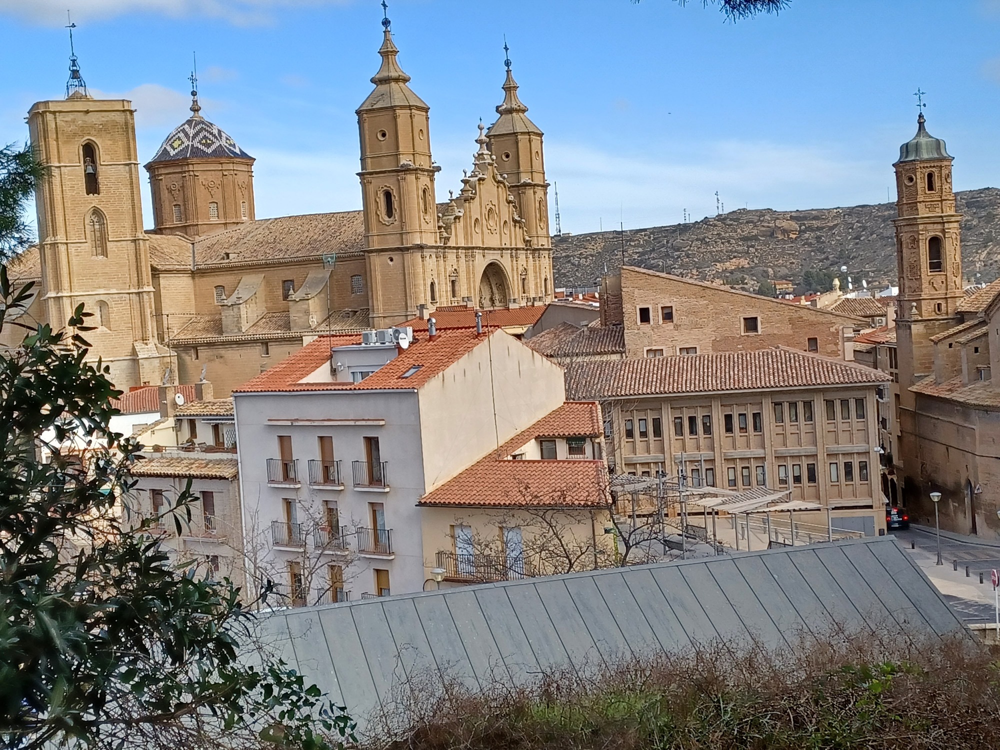 Hoteles en Alcañiz, Teruel - Tu Hotel en Centraldereservas.com