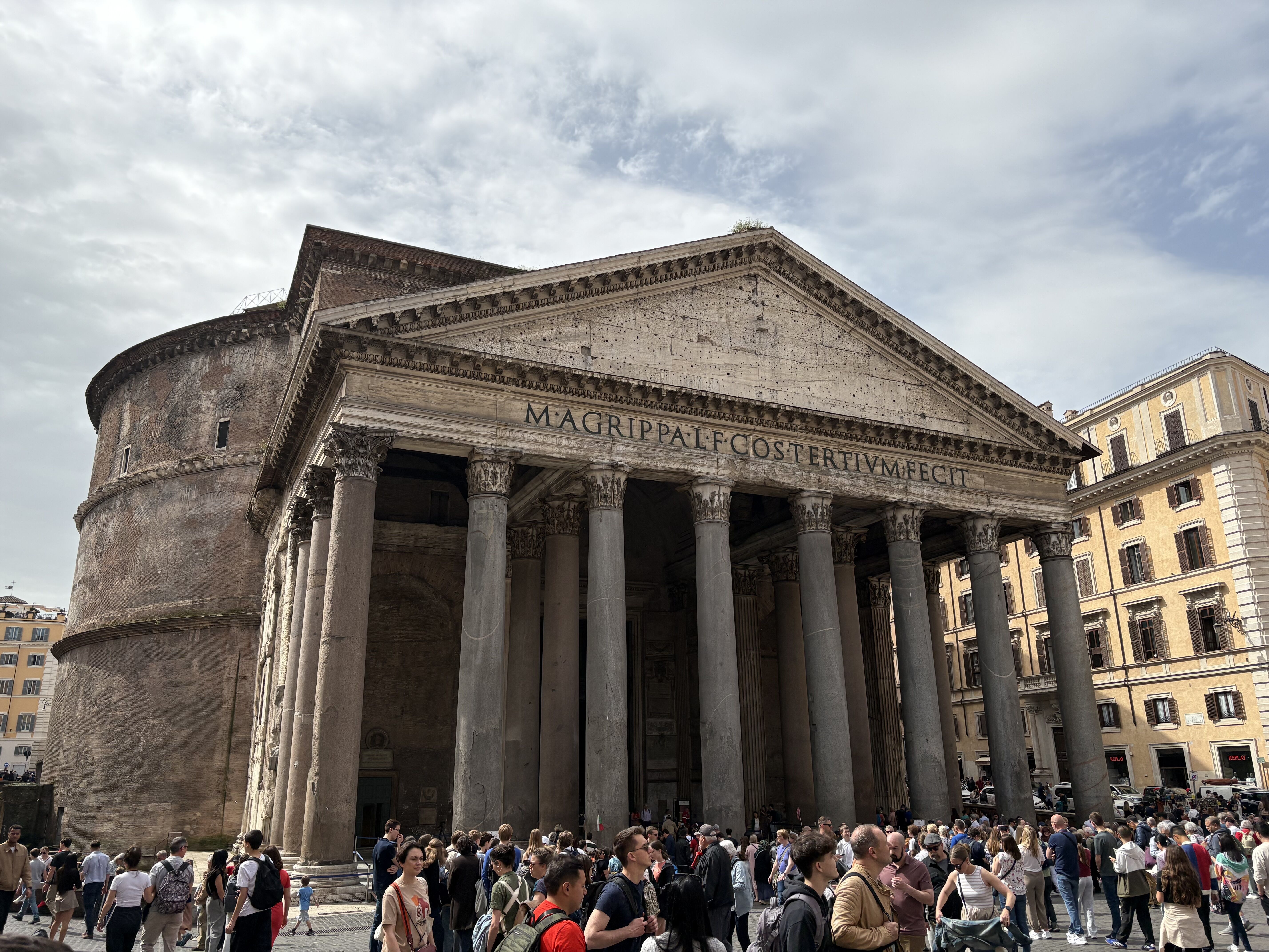 Roma